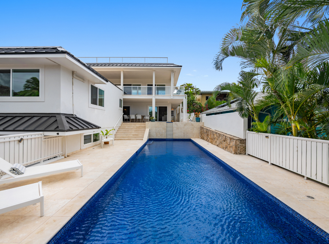 <I> <p style=”color:red'>*SOLD*</p></I>Panoramic Lanikai Estate 